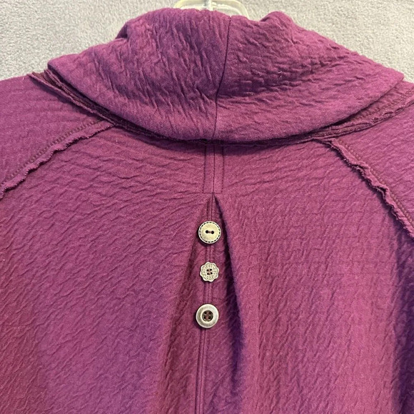 Soft Surroundings Chelsea Cowl Neck Textured Tunic Size M Purple Button Detail - Picture 5 of 8